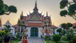 04-185 Wat Arun 1.jpg