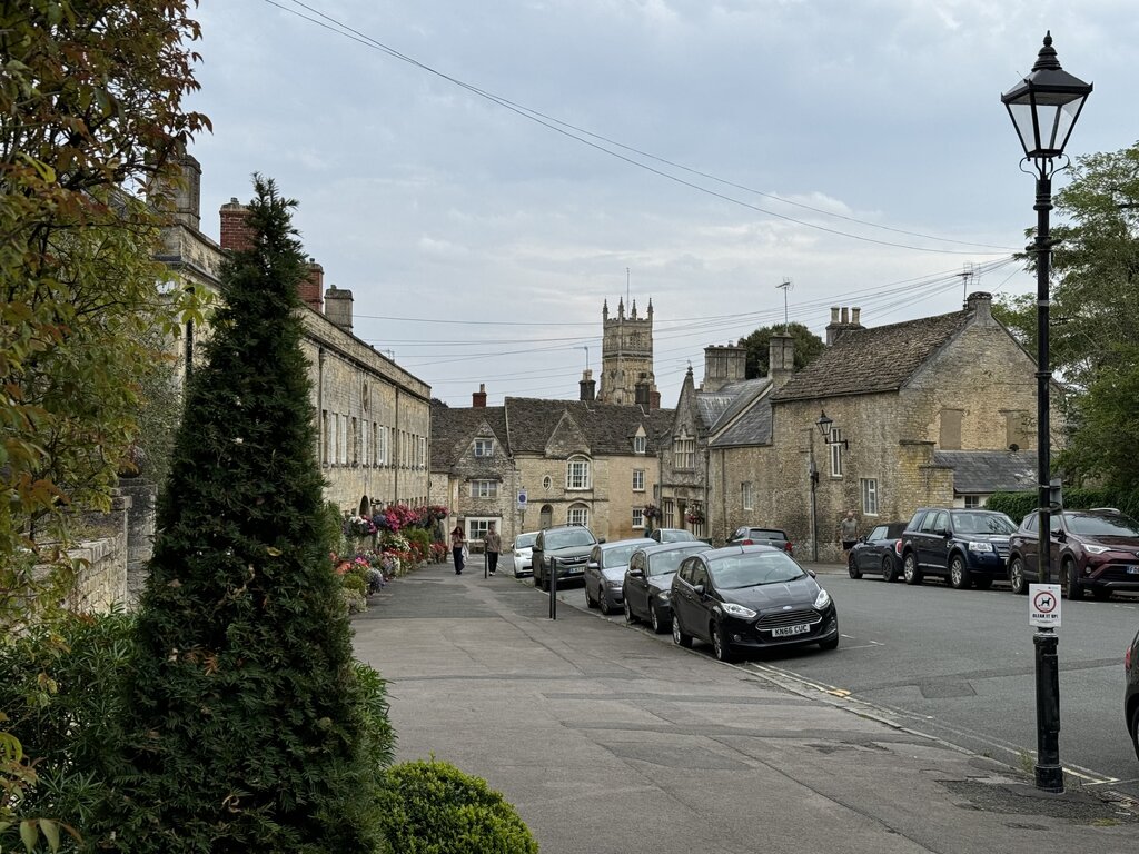49542895fs.jpg
